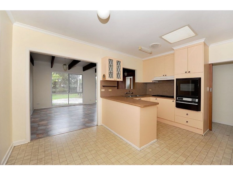 10 Moomba Avenue, Seaford VIC 3198