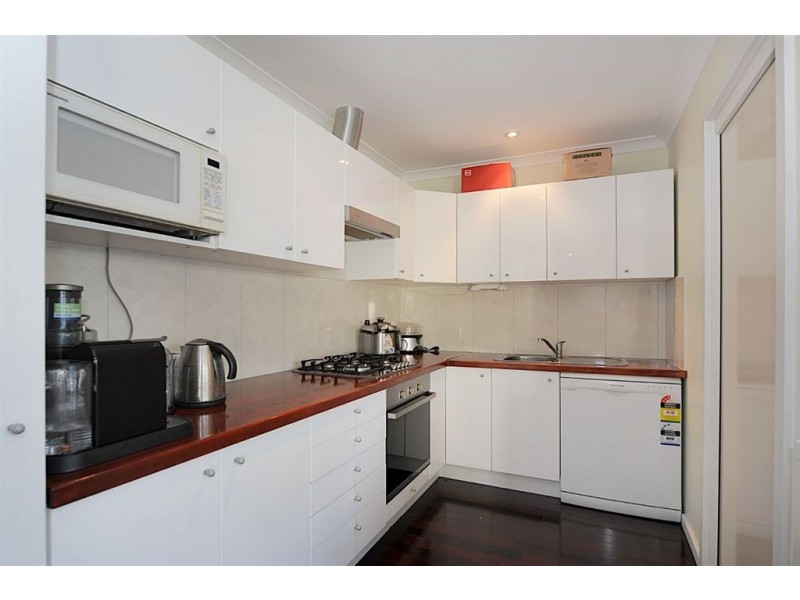 2A Vivienne Street, Seaford VIC 3198