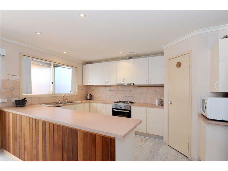 48 Miralie Way, Cranbourne VIC 3977