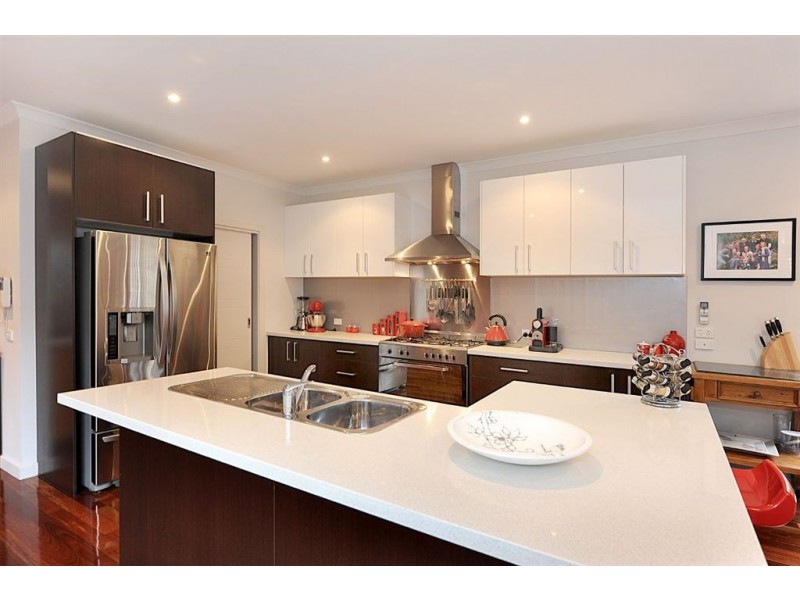 133 Kananook Avenue, Seaford VIC 3198