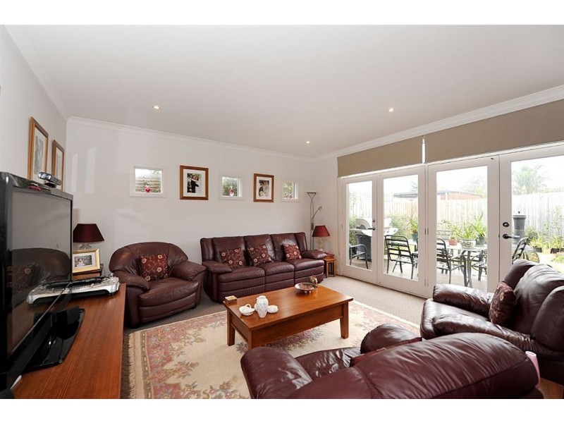 133 Kananook Avenue, Seaford VIC 3198