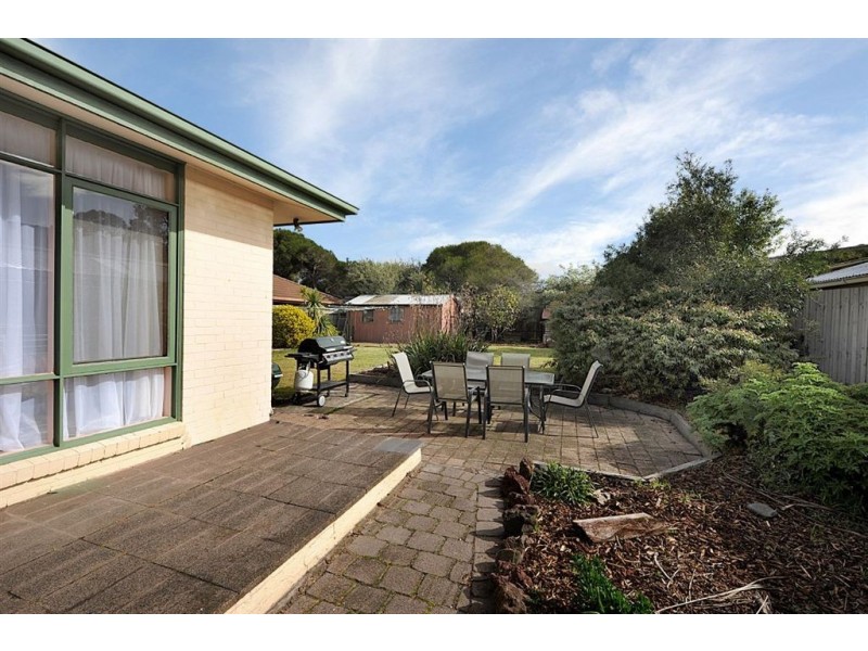 13 Holroyd Street, Seaford VIC 3198