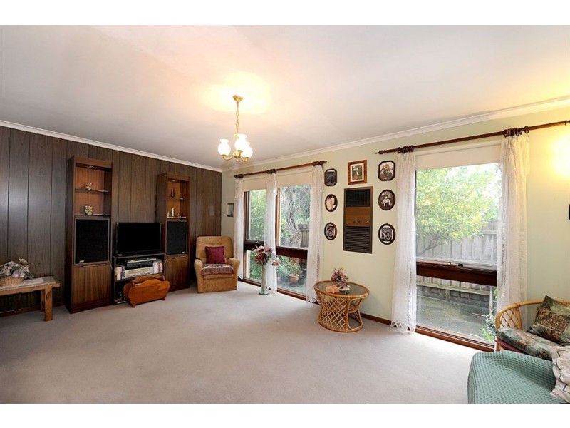 25 Ti-Tree Crescent, Seaford VIC 3198
