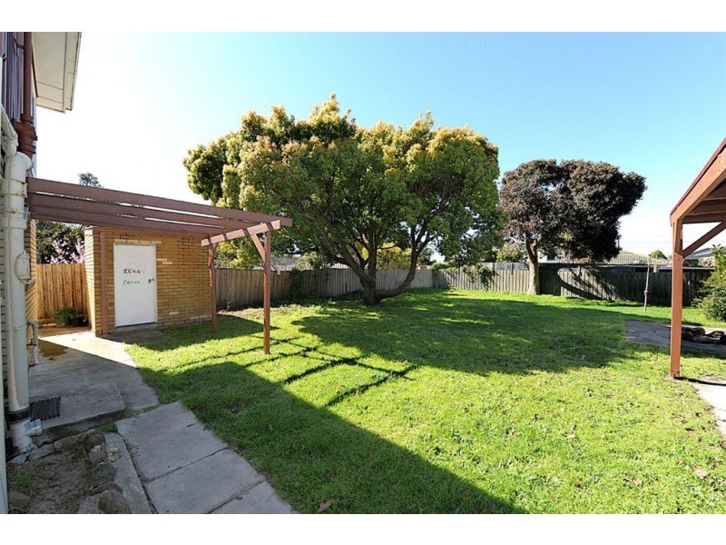 10 Nabilla Avenue, Seaford VIC 3198