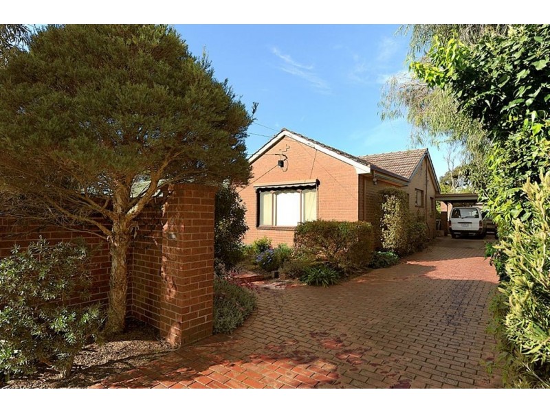 9 Kananook Avenue, Seaford VIC 3198