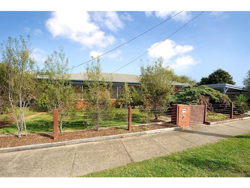 33 Juliana Drive, Carrum Downs VIC 3201