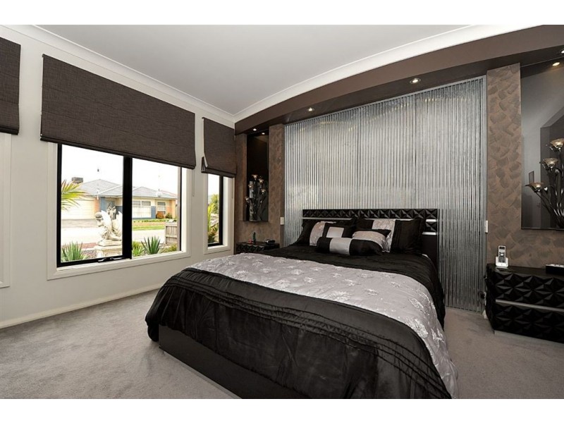 12 Desert Rose Court, Cranbourne VIC 3977