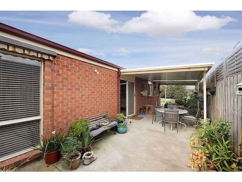 12 Fishburn Place, Cranbourne VIC 3977