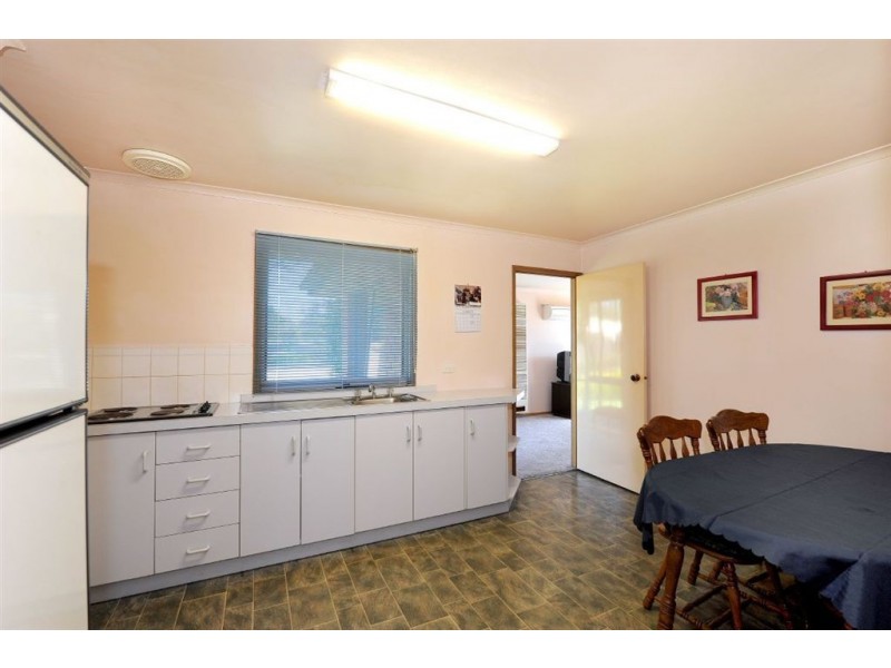 2B Sussex Crescent, Seaford VIC 3198