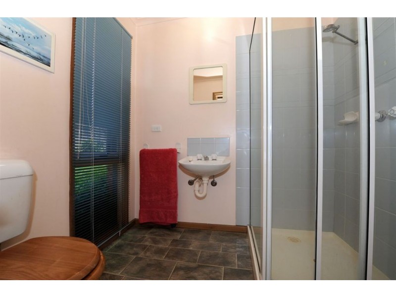 2B Sussex Crescent, Seaford VIC 3198