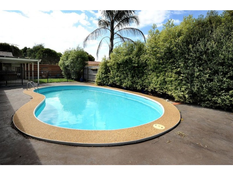 44 Emanuel Drive, Seaford VIC 3198