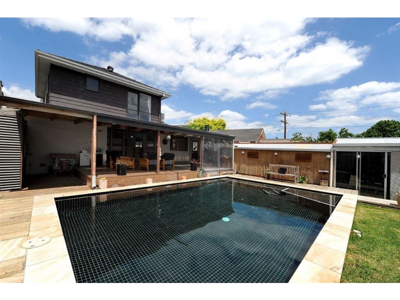 210 Seaford Road, Seaford VIC 3198