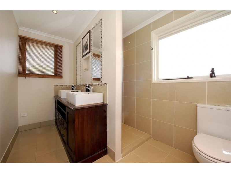 210 Seaford Road, Seaford VIC 3198