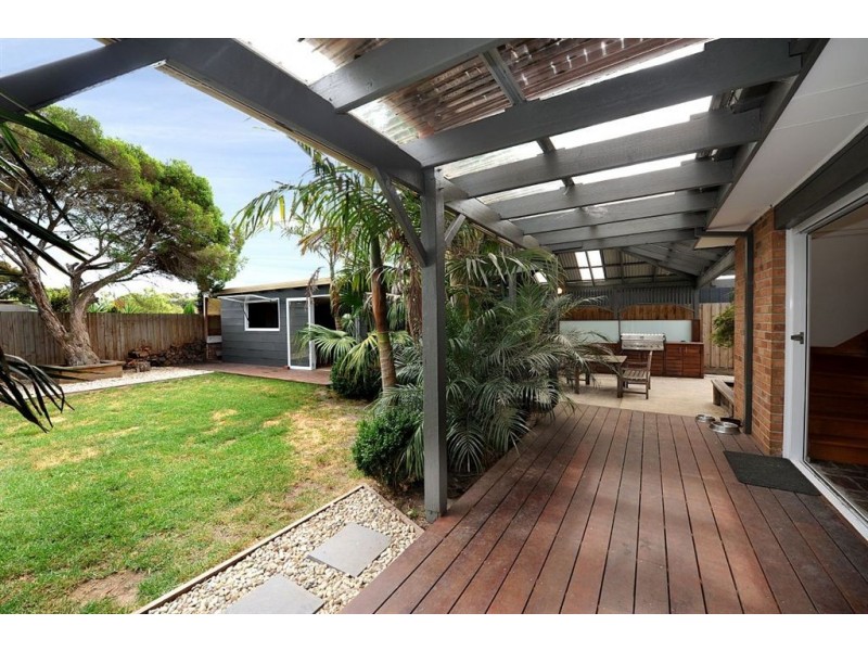 41 Emanuel Drive, Seaford VIC 3198