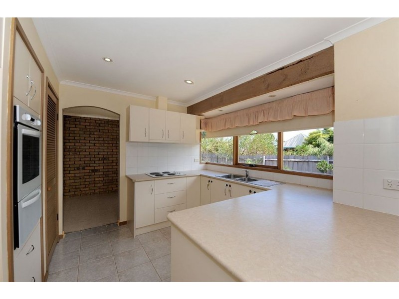 2 Arcadia Street, Carrum Downs VIC 3201