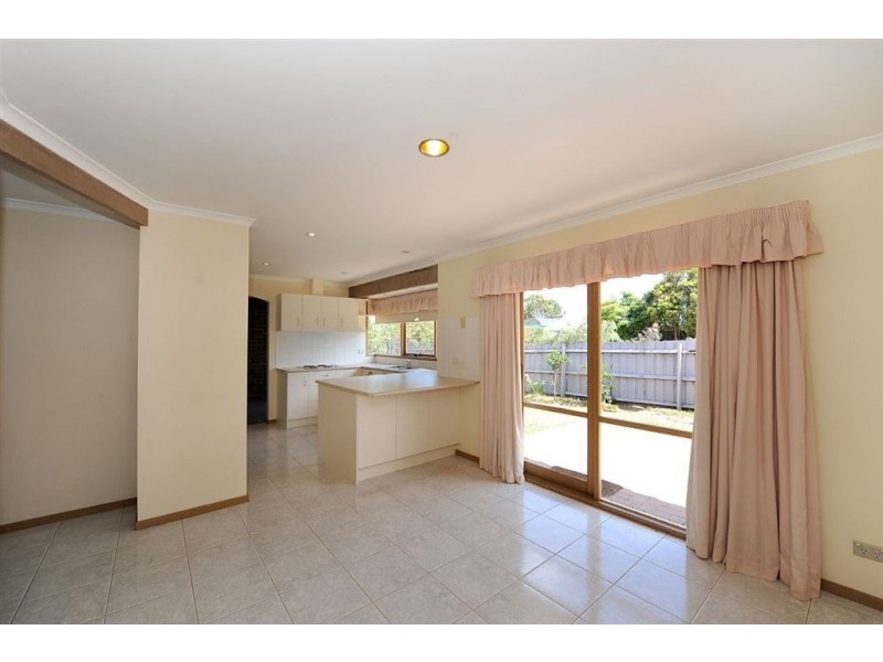 2 Arcadia Street, Carrum Downs VIC 3201