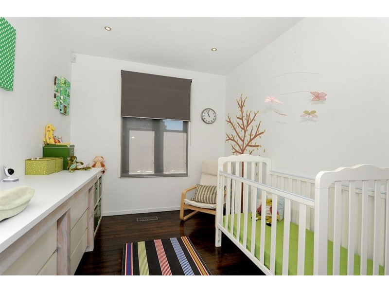 33 Seaford Road, Seaford VIC 3198