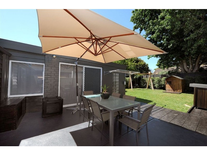 33 Seaford Road, Seaford VIC 3198