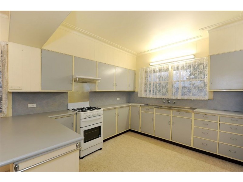 19 Fortescue Avenue, Seaford VIC 3198