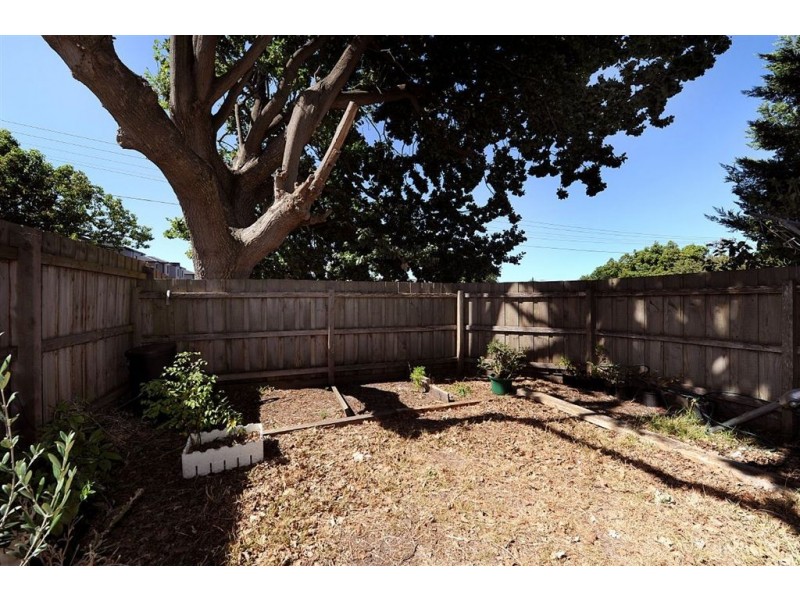 1/12 Reid Street, Frankston VIC 3199