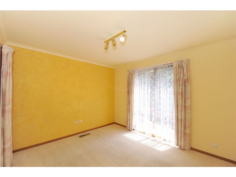 2/98 Nepean Highway, Seaford VIC 3198