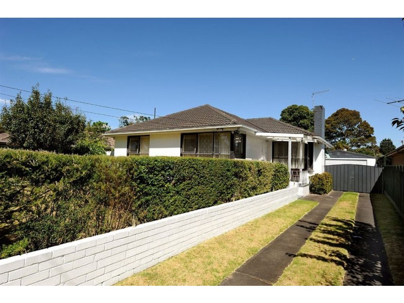 12 Carrington Avenue, Seaford VIC 3198