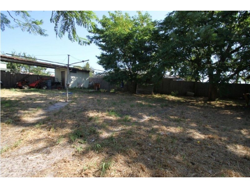 2 Karri Court, Frankston North VIC 3200