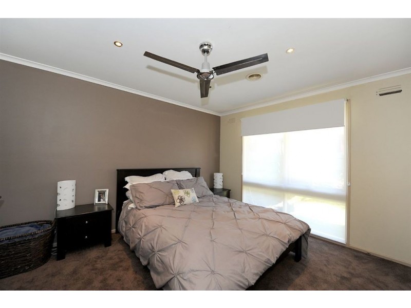 62 Emanuel Drive, Seaford VIC 3198