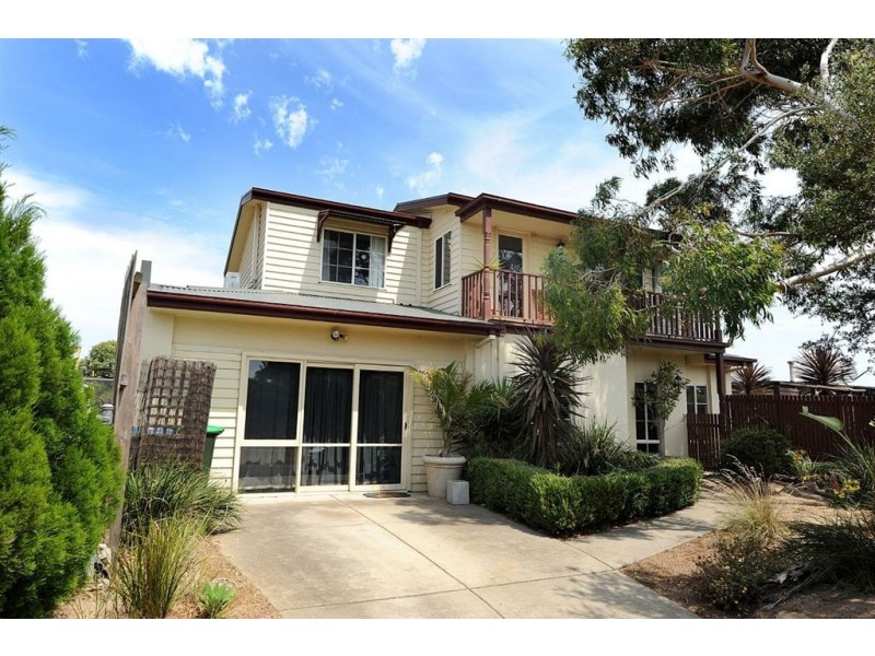 26 Moomba Street, Mornington VIC 3931