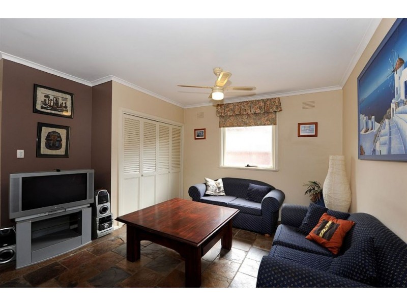 19 Wunalla Road, Seaford VIC 3198