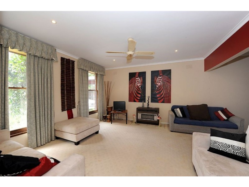 19 Wunalla Road, Seaford VIC 3198