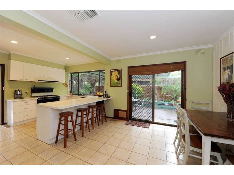 1 Ashworth Drive, Seaford VIC 3198