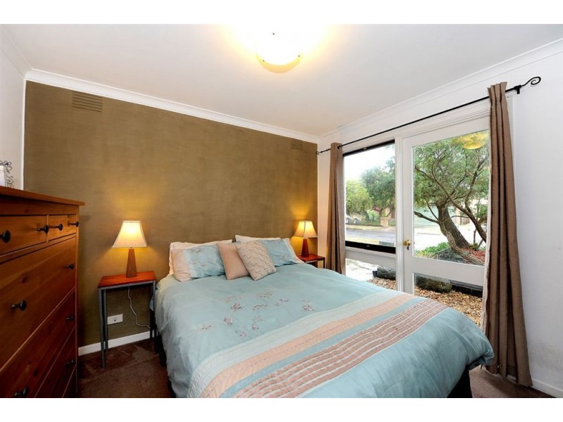 1 Ashworth Drive, Seaford VIC 3198