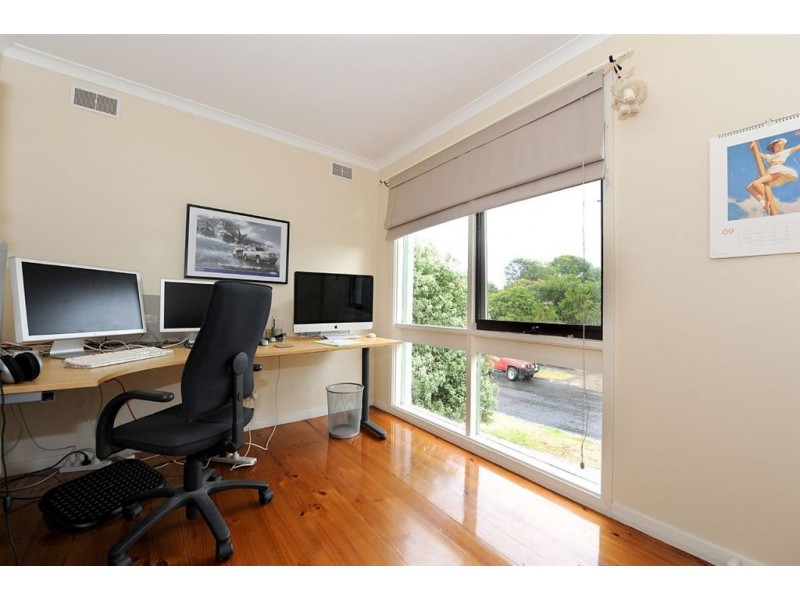 1 Ashworth Drive, Seaford VIC 3198