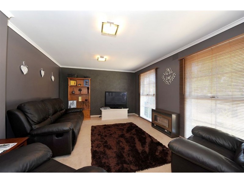 25 McBride Crescent, Seaford VIC 3198