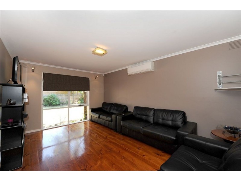 25 McBride Crescent, Seaford VIC 3198