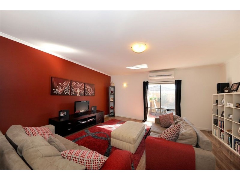 4a Madden Street, Seaford VIC 3198