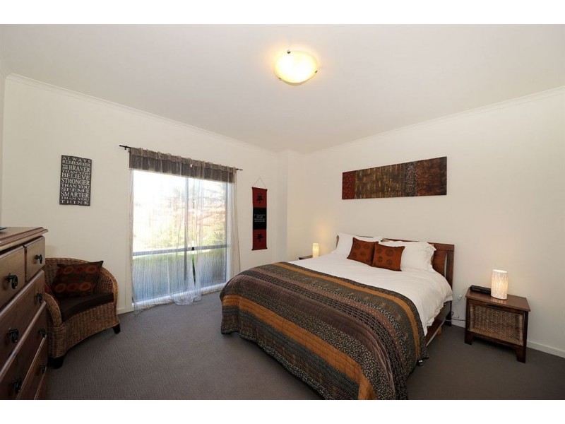 4a Madden Street, Seaford VIC 3198