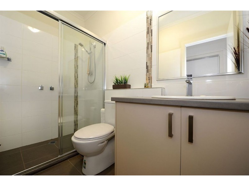 4a Madden Street, Seaford VIC 3198