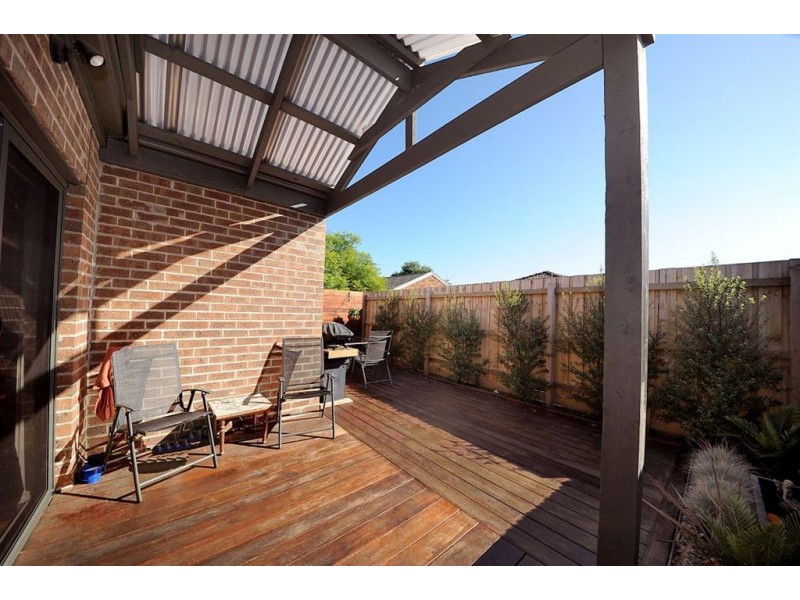4a Madden Street, Seaford VIC 3198