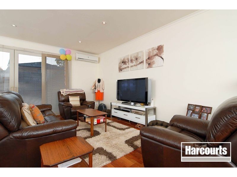 25 Airlie Grove, Seaford VIC 3198