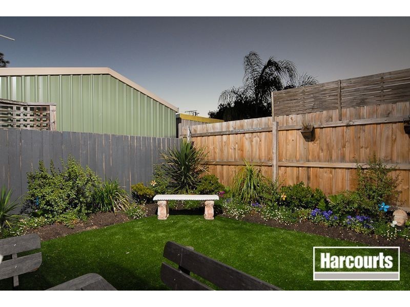 25 Airlie Grove, Seaford VIC 3198