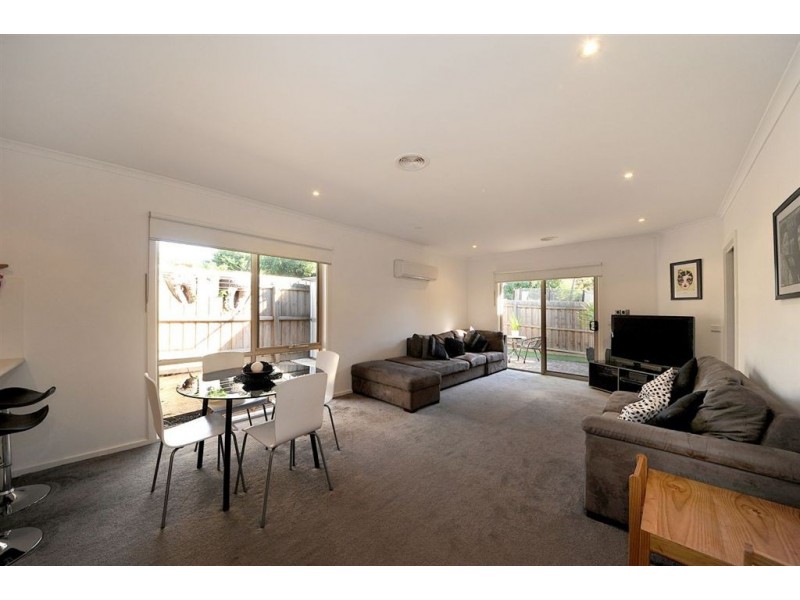 2/30 Chevron Court, Seaford VIC 3198