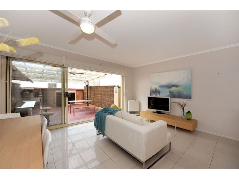 3/51 Nepean Highway, Seaford VIC 3198