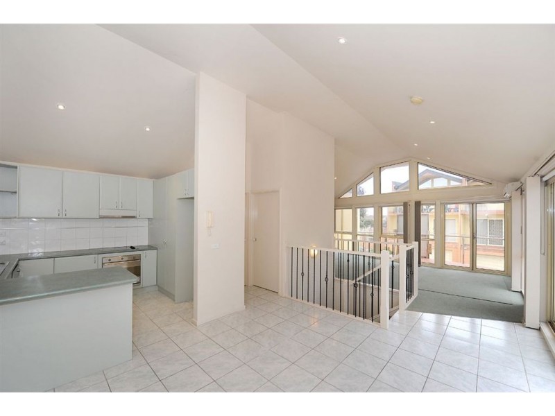 17/1 Nepean Highway, Seaford VIC 3198