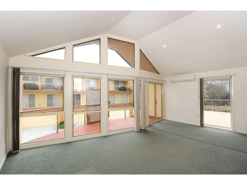 17/1 Nepean Highway, Seaford VIC 3198