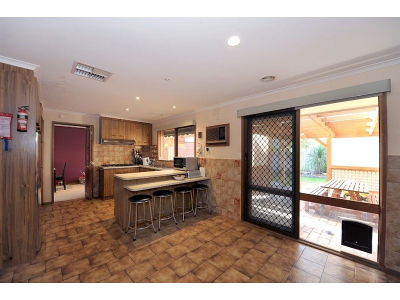 15 Arden Court, Seaford VIC 3198