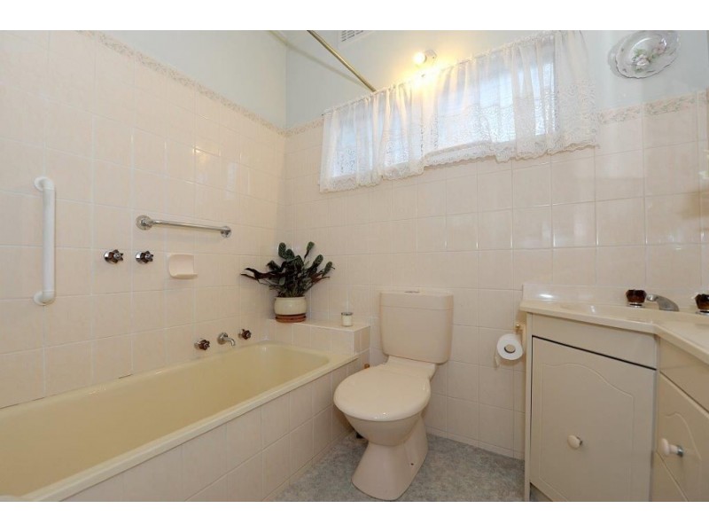 6 Myra Street, Seaford VIC 3198