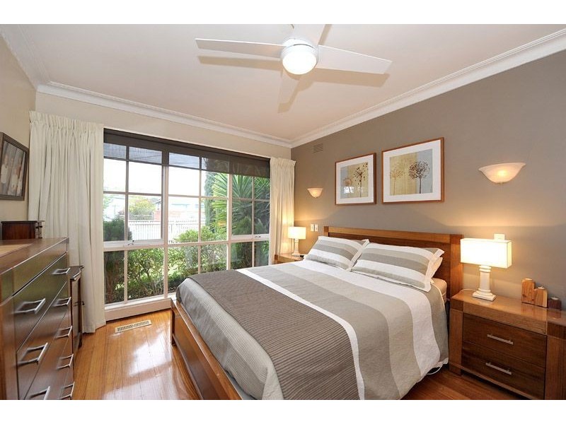 4 Seacrest Avenue, Seaford VIC 3198