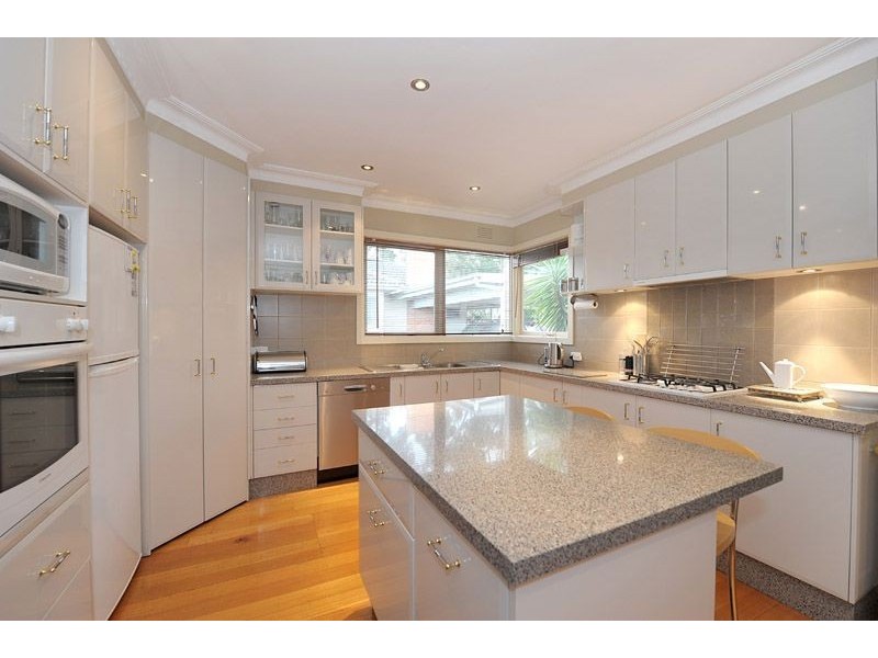 4 Seacrest Avenue, Seaford VIC 3198